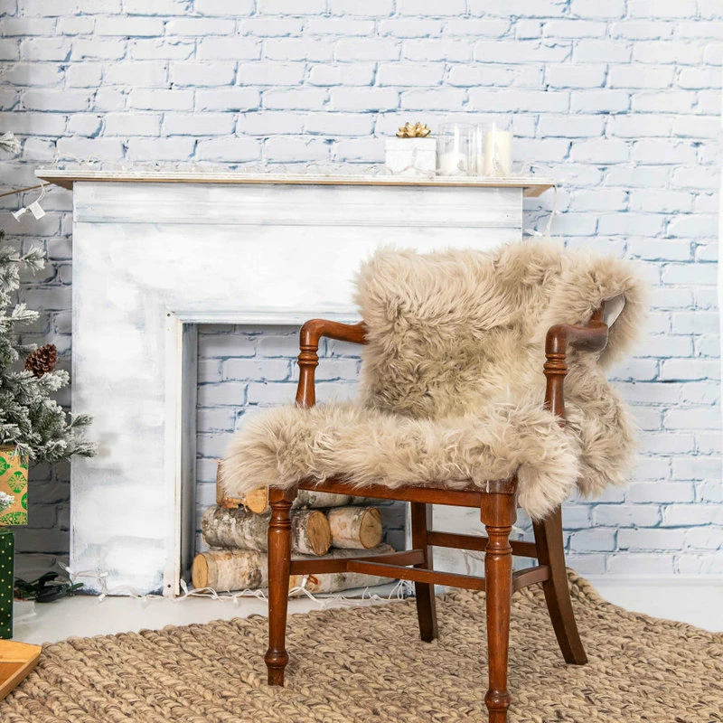 New β Lifestyle Group Distribution Milan Shearling Single Sheepskin Rug 2'x3', Vole π - Image 6